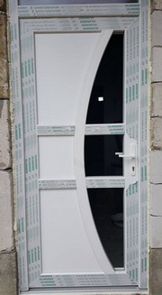 Casa Jurovschi - Tamplarie PVC cu geamuri termopane - Ecologic Plast Suceava